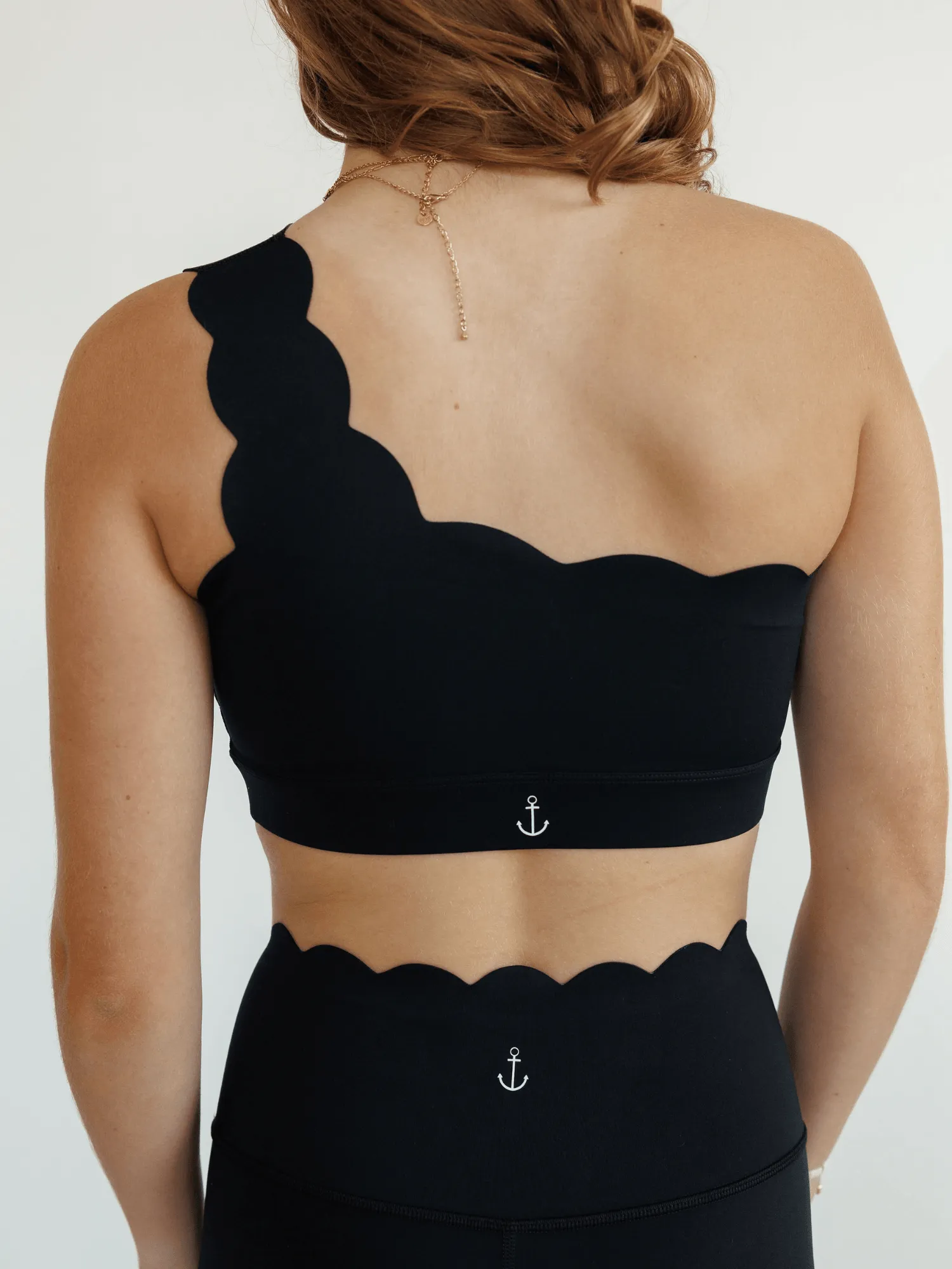 Black "Jasmine" Scallop One Shoulder Sports Bra