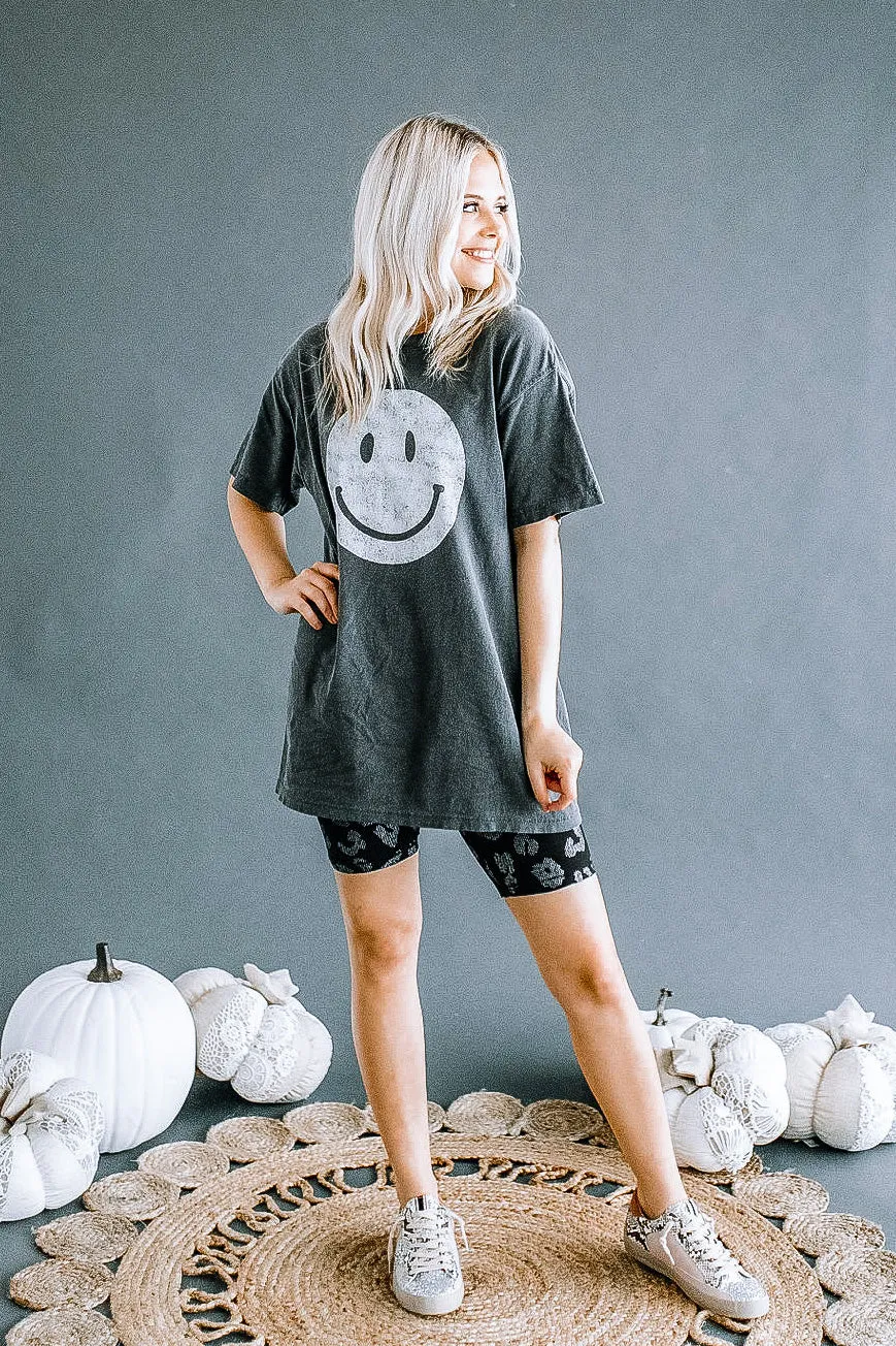 Charcoal Basic Smiley Tee | FINAL SALE