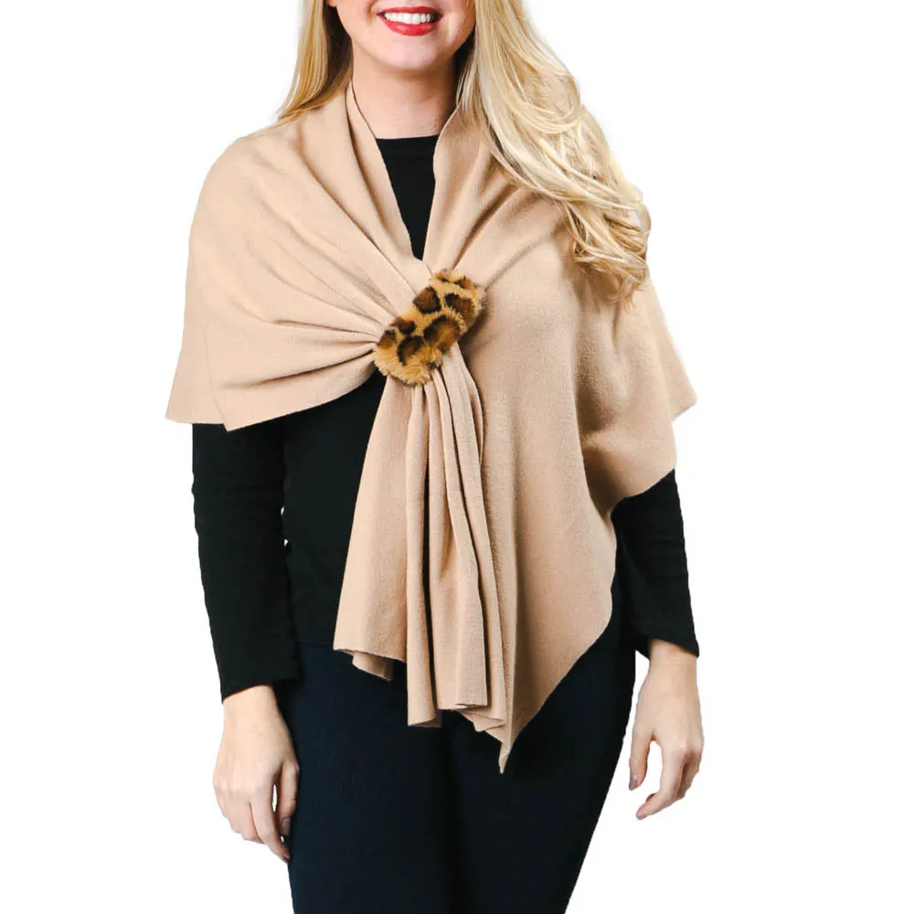 Katie Keyhole Wrap with Faux Fur Loop