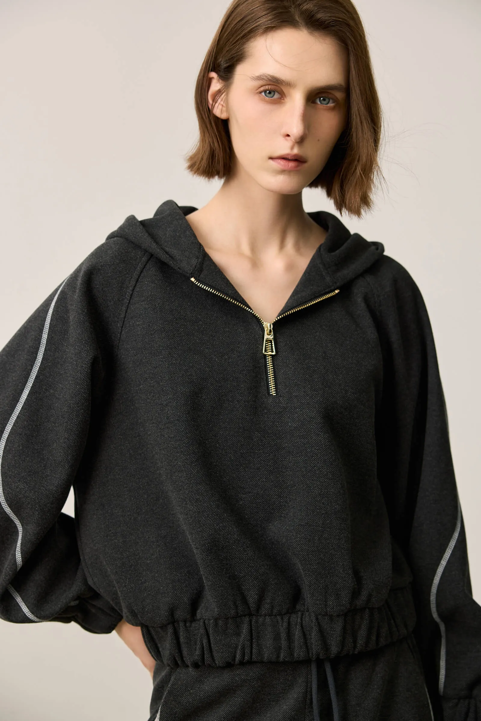 LILY Casual Sporty Zip-Neck Hooded Sweatshirt